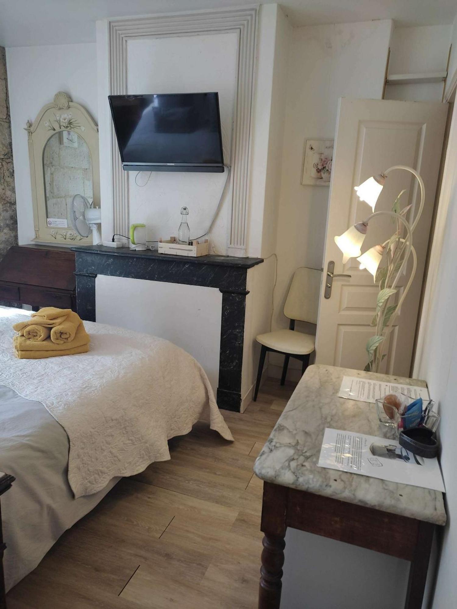 B&B Le Miroir Aux Fees 波尔多 外观 照片